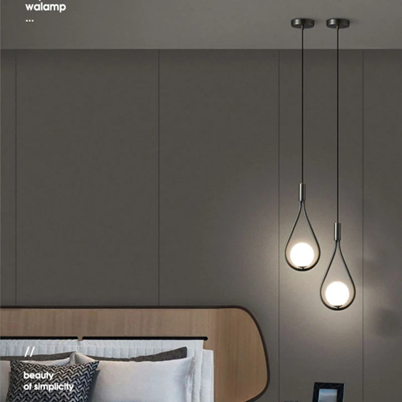 Lira™ Modern Teardrop Pendant Light